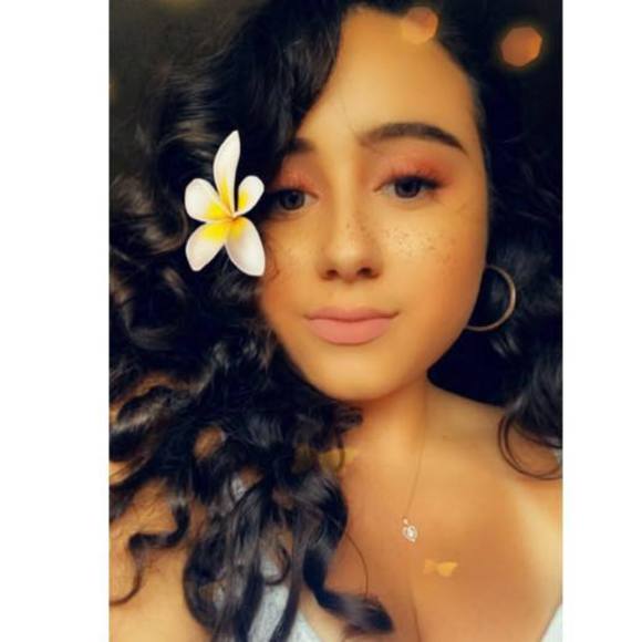 Meet your Posher, Eunice - Picture 1 of 1